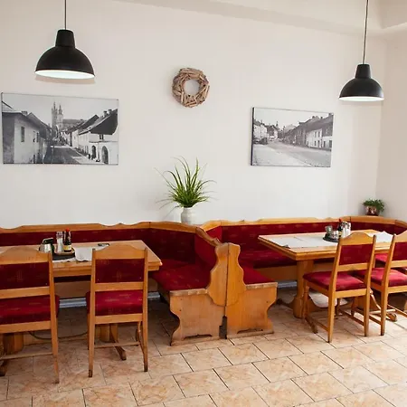 Penzion Restaurace A Klatovský Dvůr